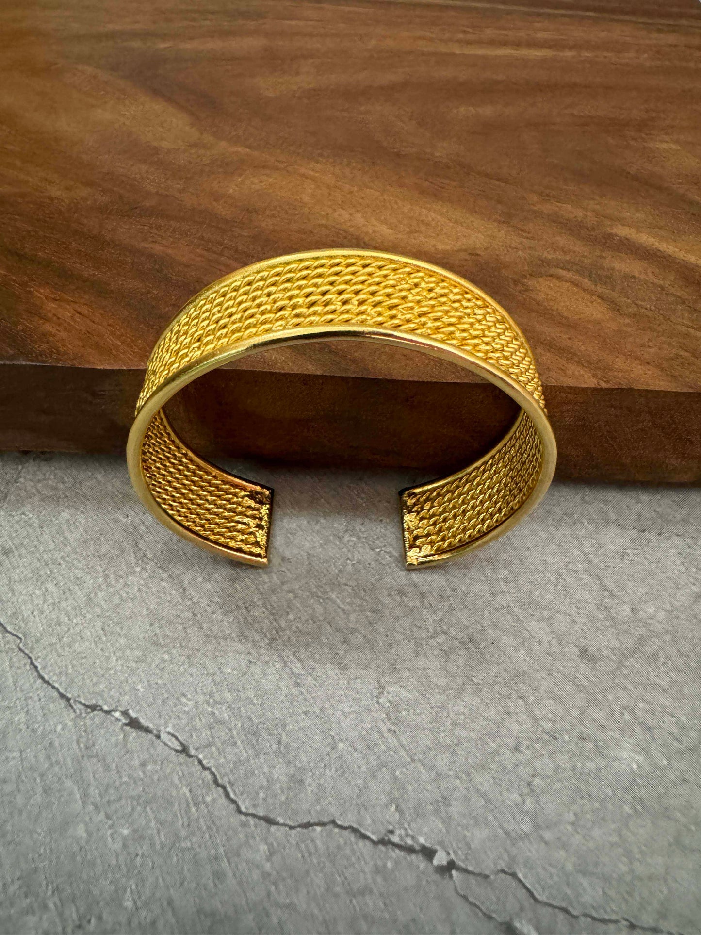 Thick Textured Bracelet