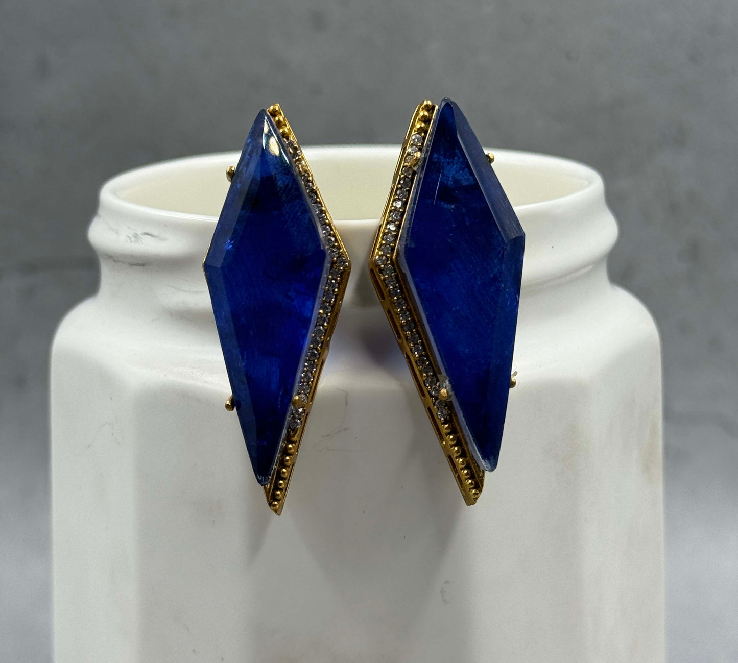 Blue Kite Studs