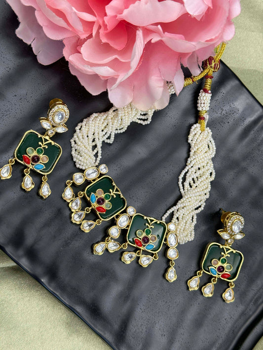 Green Meera Choker Set