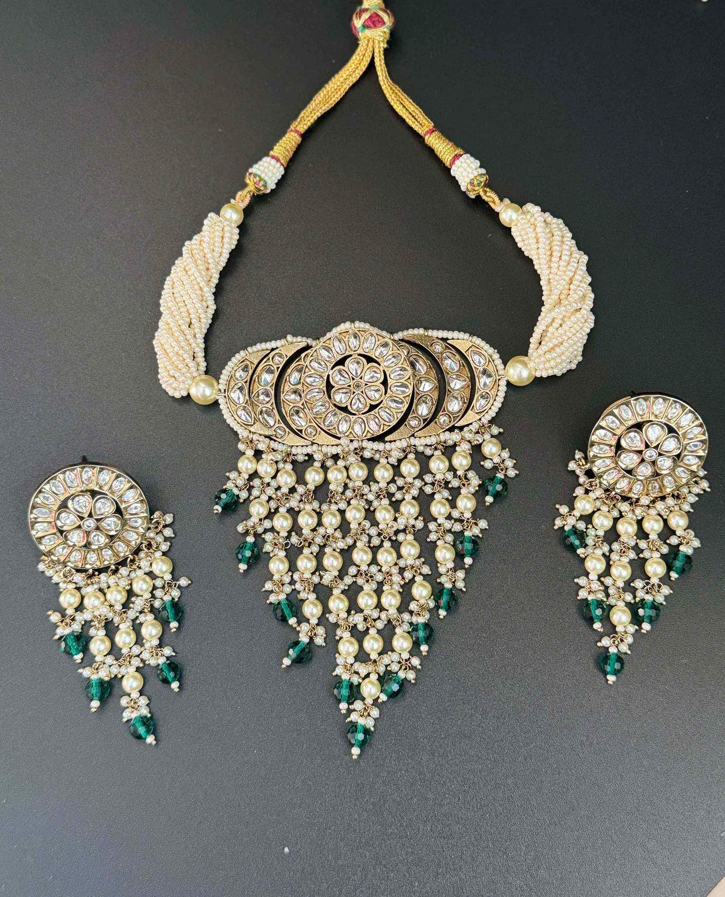 Green Ethnic Choker Set