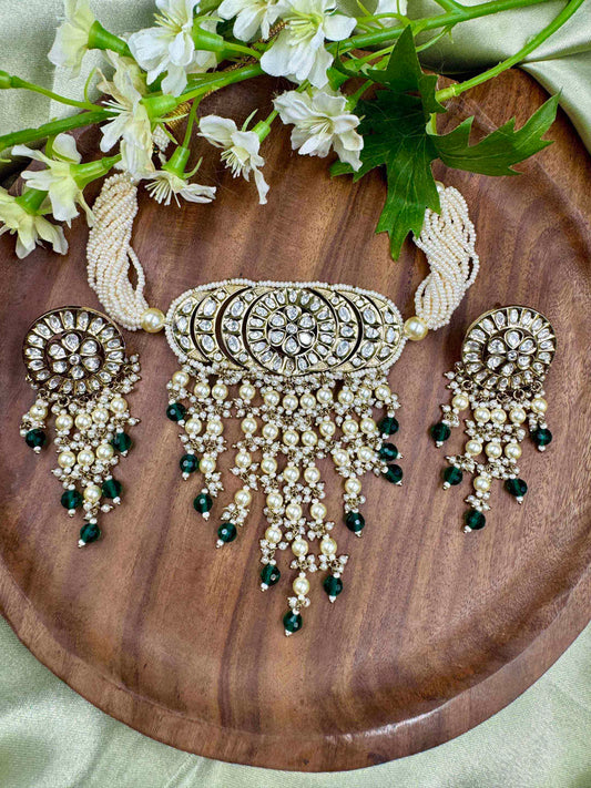 Green Ethnic Choker Set