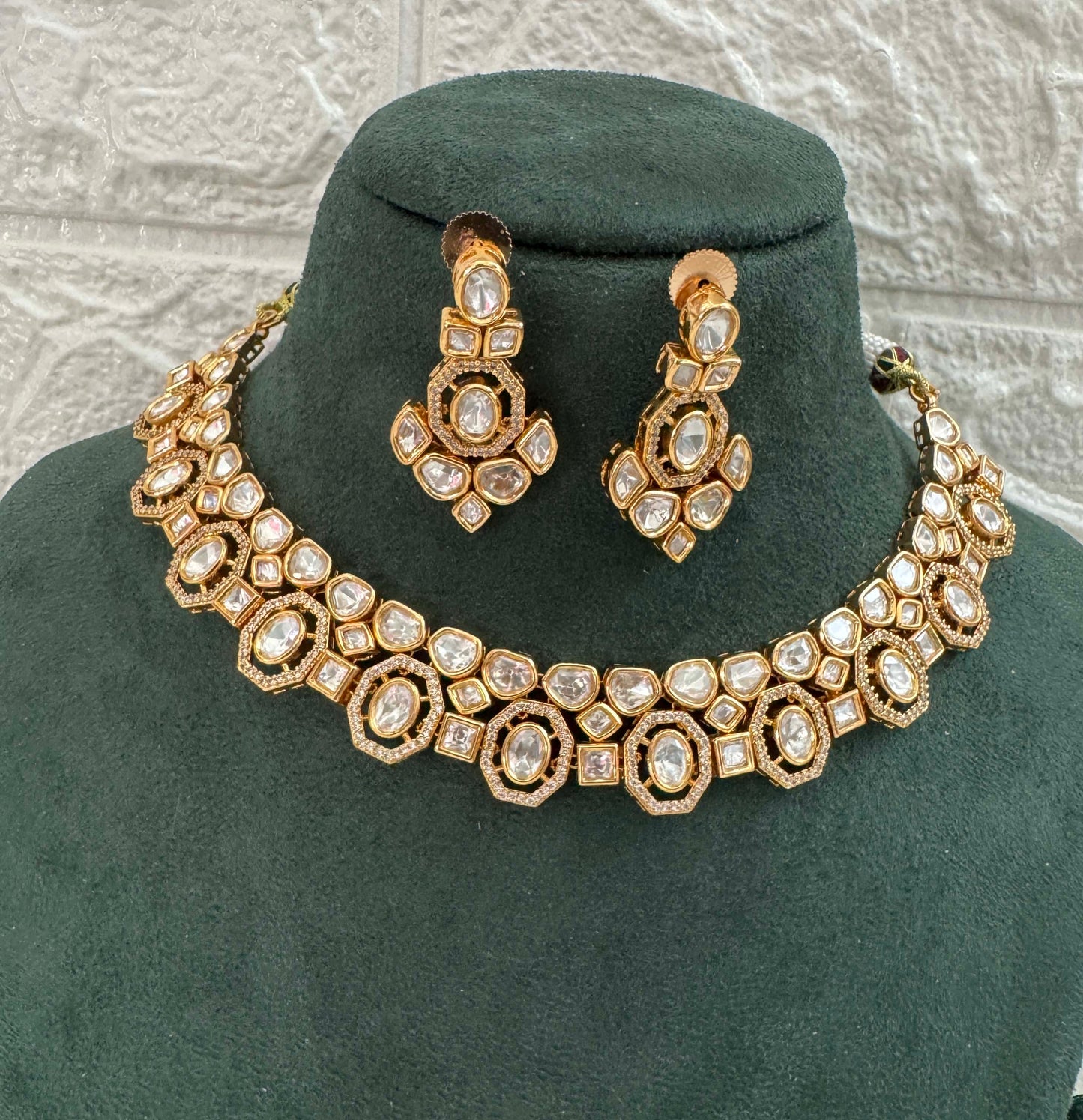 Ivory Arham Necklace Set