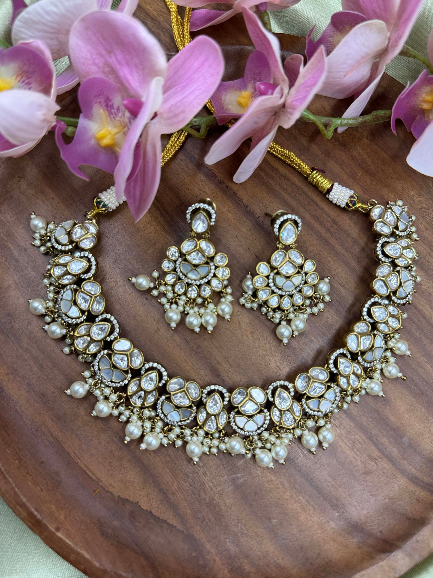 MOP Victorian Necklace Set