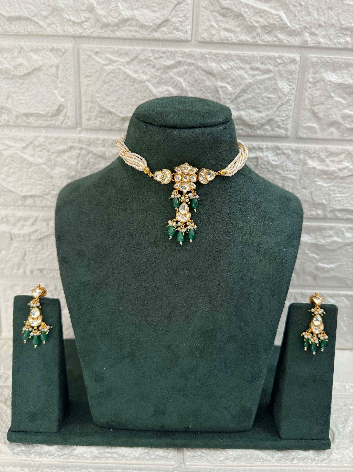 Green Kundan Mini Choker Set