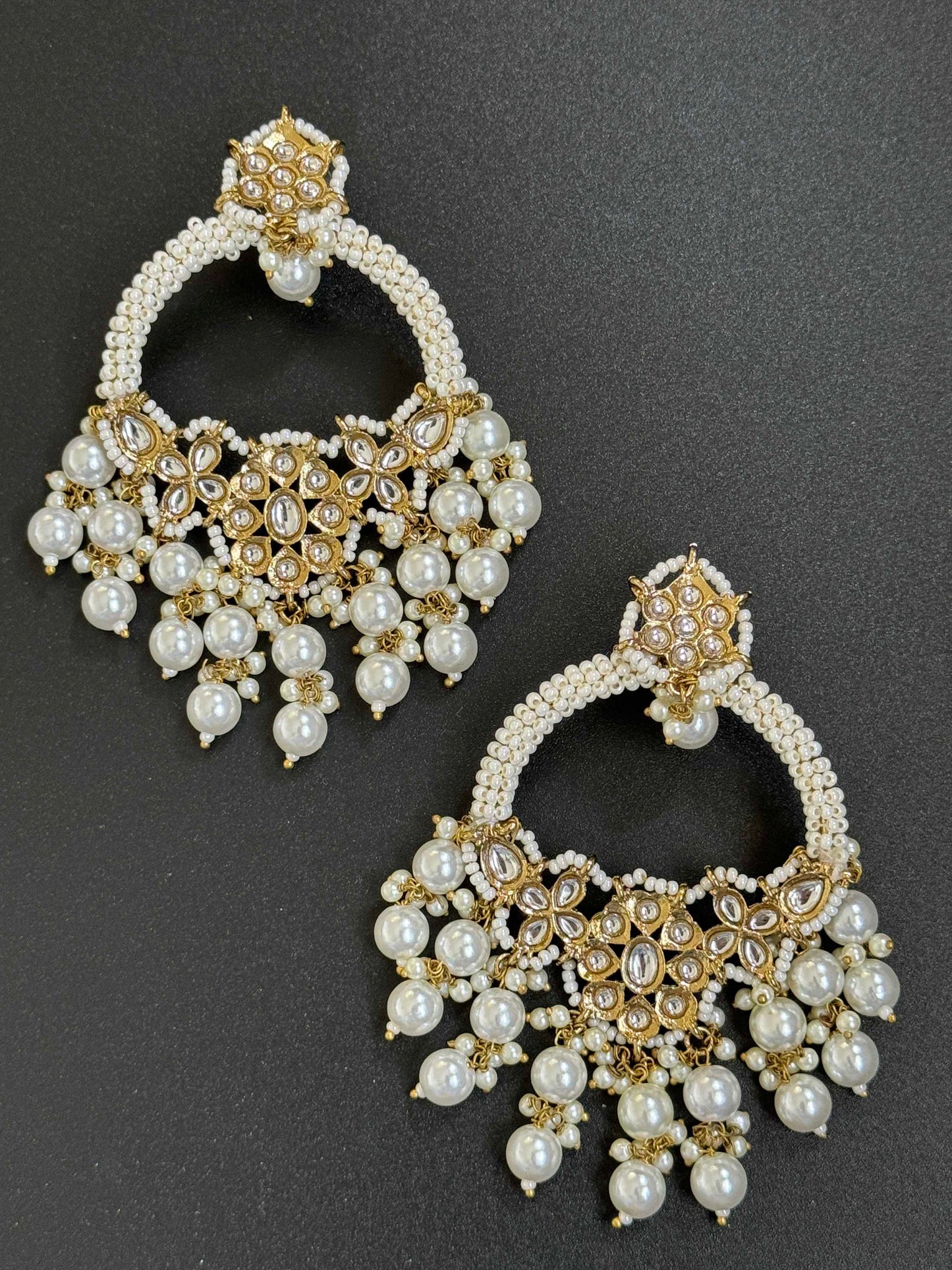 Ivory Pearl Chaandbaalis